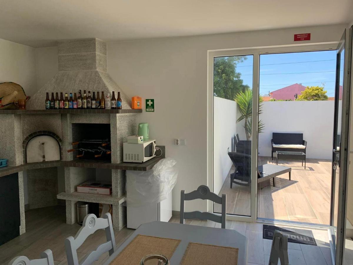 Oliver Beach House Poco da Cruz Bagian luar foto