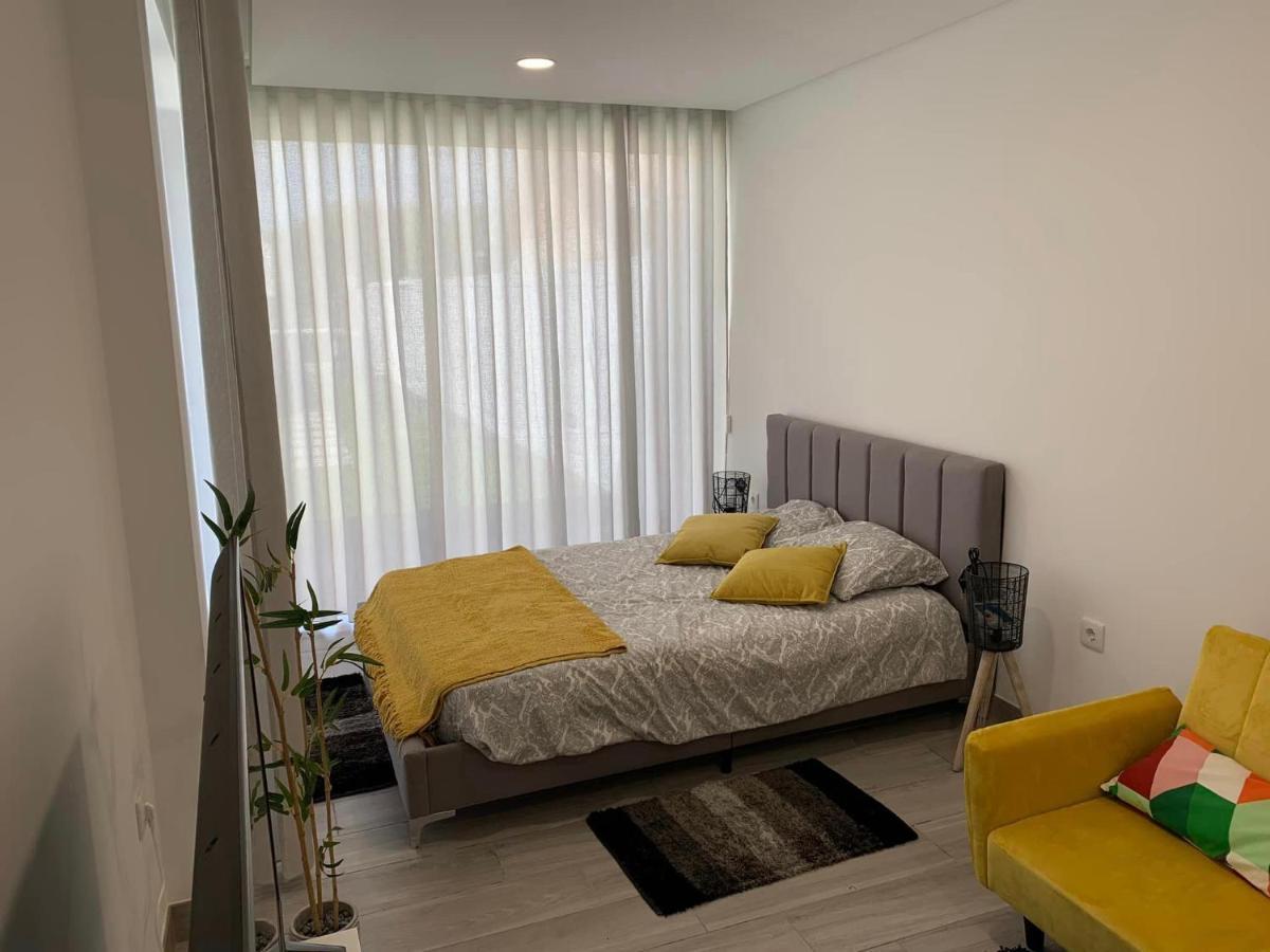 Oliver Beach House Poco da Cruz Bagian luar foto